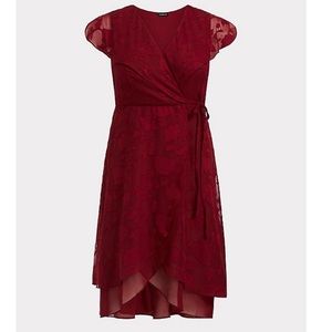❌SOLD❌NWT Red lace Torrid dress Sz 2/xxl/18/20